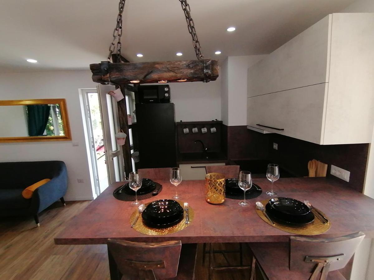Apartmani Kiko Poreč Exteriör bild